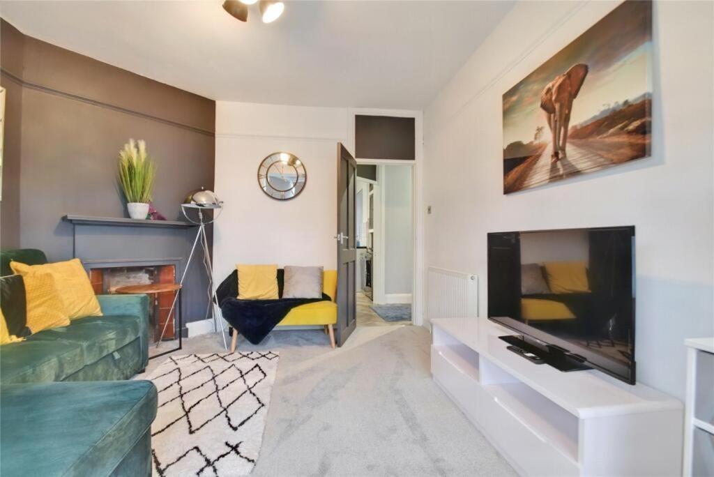 Kingsdown Apartment Great Malvern Eksteriør bilde