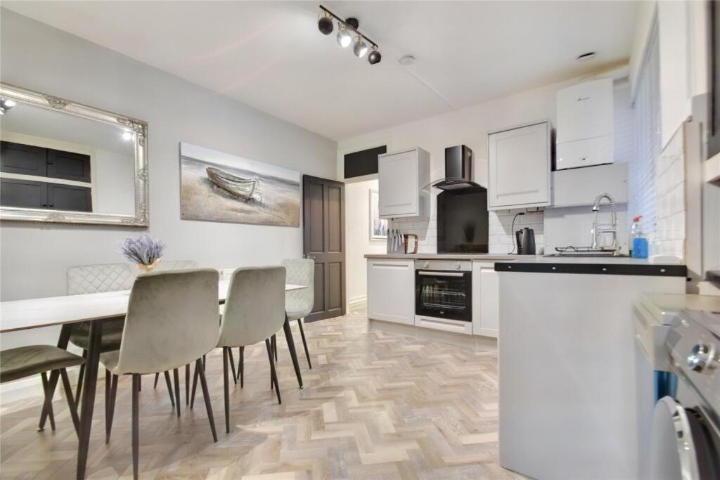 Kingsdown Apartment Great Malvern Eksteriør bilde
